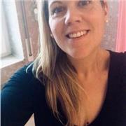 Offro supporto didattico a bambini e ragazzi adattando strumenti e metodo alle singole esigenze e caratteristiche.